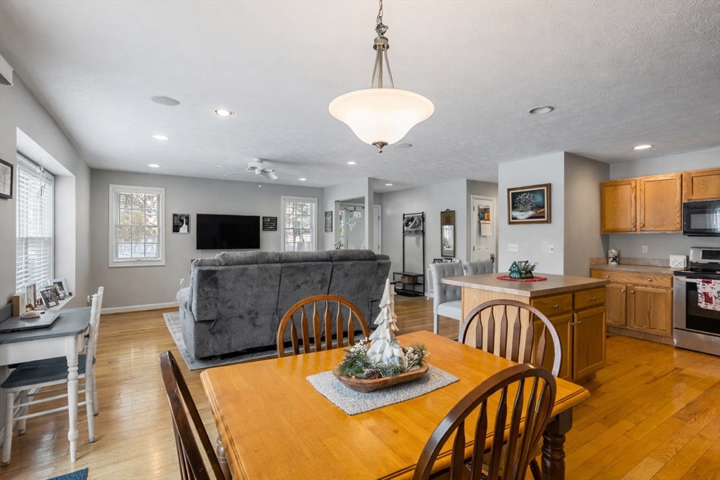 12 Meditation Lane, Unit 12 Lancaster, MA 01523 - Photo 9 of 38