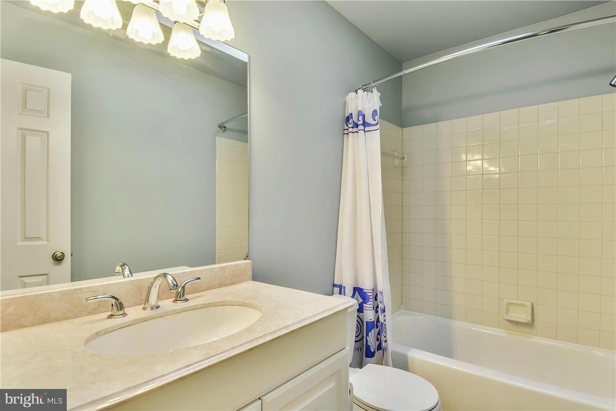15608 Good Hope Road Silver Spring, MD 20905 - Photo 17 of 30 Bath