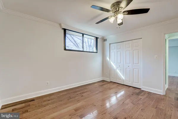 $319,999 | 517 North Armistead Street, Unit 303, Alexandria, VA 22312