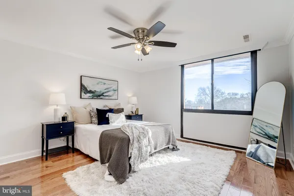 $319,999 | 517 North Armistead Street, Unit 303, Alexandria, VA 22312