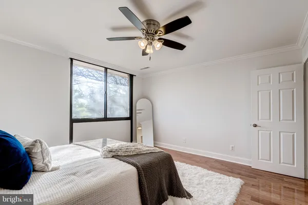 $319,999 | 517 North Armistead Street, Unit 303, Alexandria, VA 22312