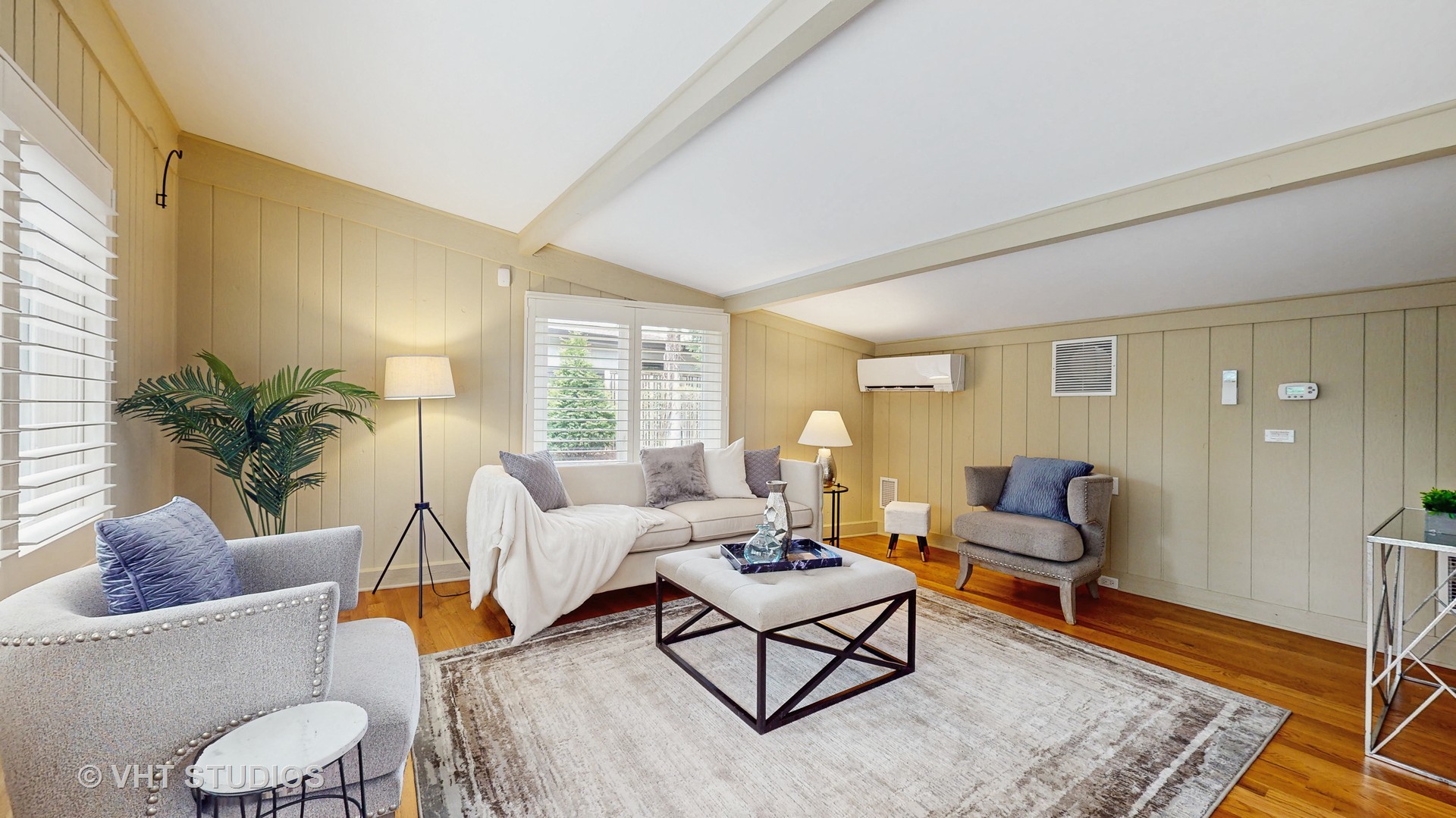1321 Sheridan Road Wilmette, IL 60091 - Photo 8 of 36 a living room with furniture and wooden floor