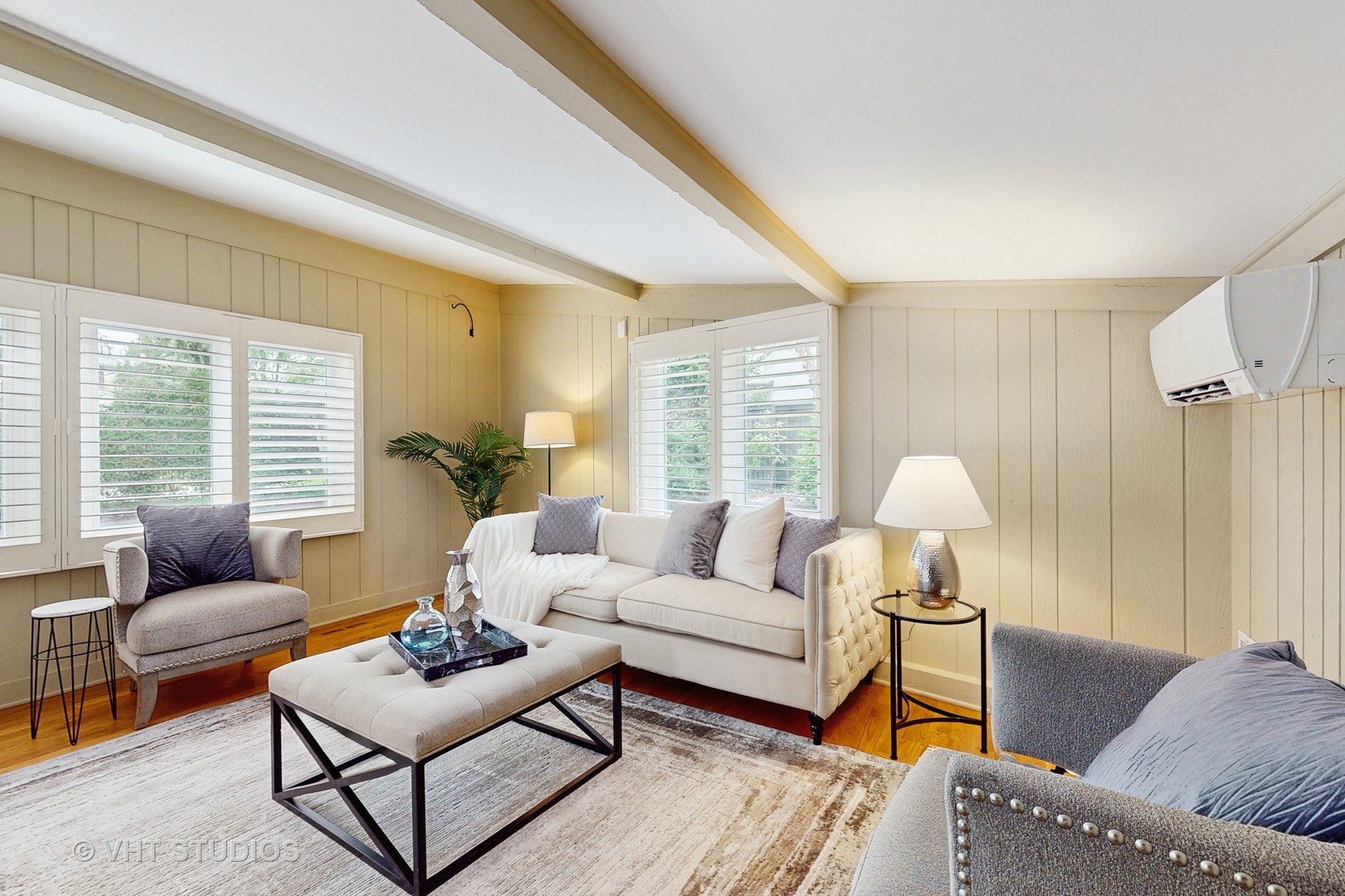 1321 Sheridan Road Wilmette, IL 60091 - Photo 9 of 36 a living room with furniture and a large window