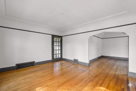 $130,000 | 4912 West Medford Avenue, Unit 4914, Milwaukee, WI 53216
