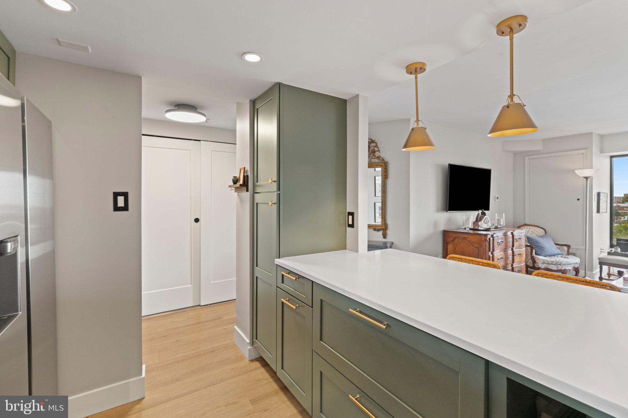 2001 Hamilton Street, Unit 1119 Philadelphia, PA 19130 - Photo 6 of 44 Modern kitchen with stylish accents.