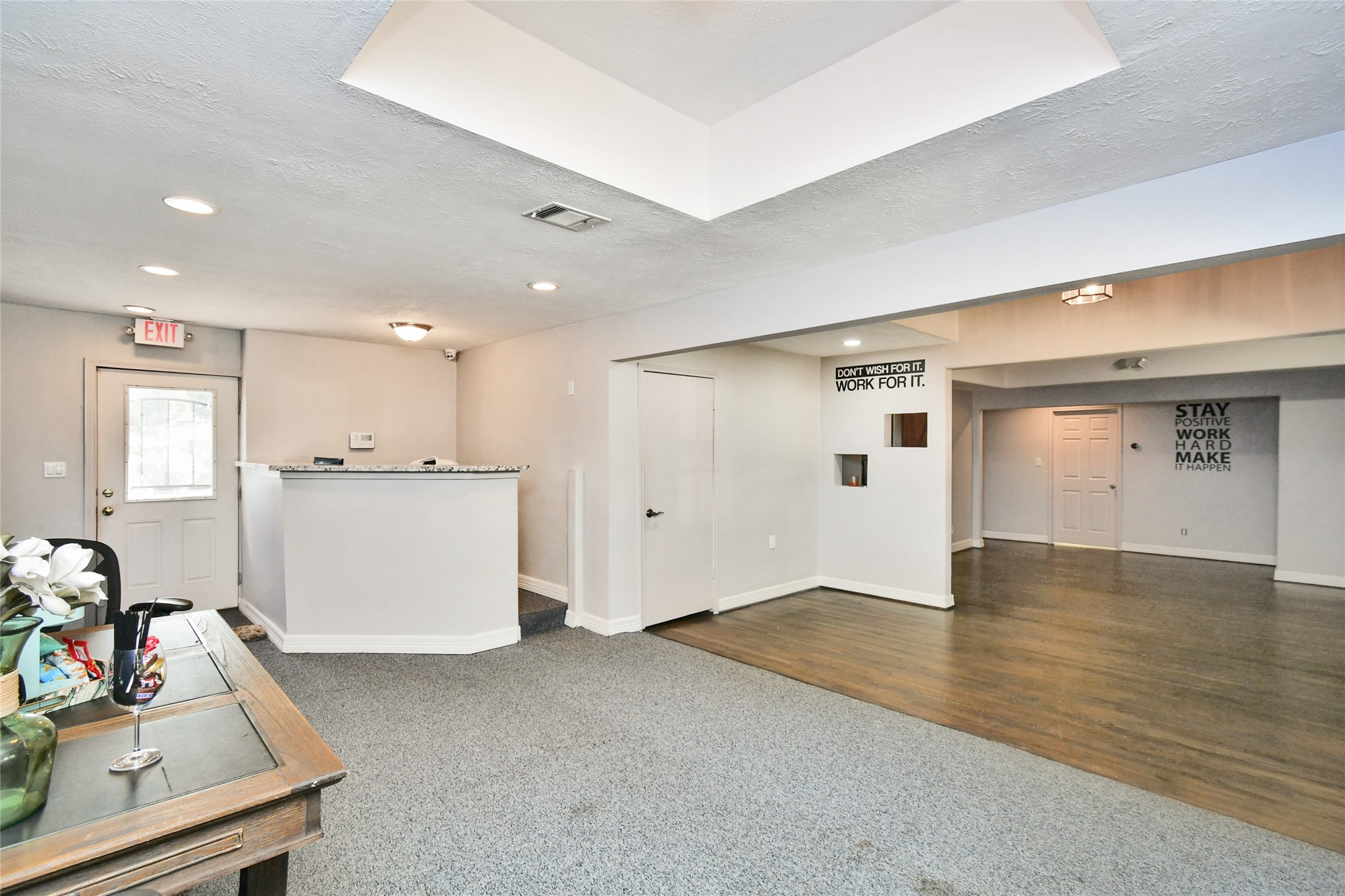 5035 North Freeway Houston, TX 77022 - Photo 26 of 38 a view of a kitchen cabinets and a room