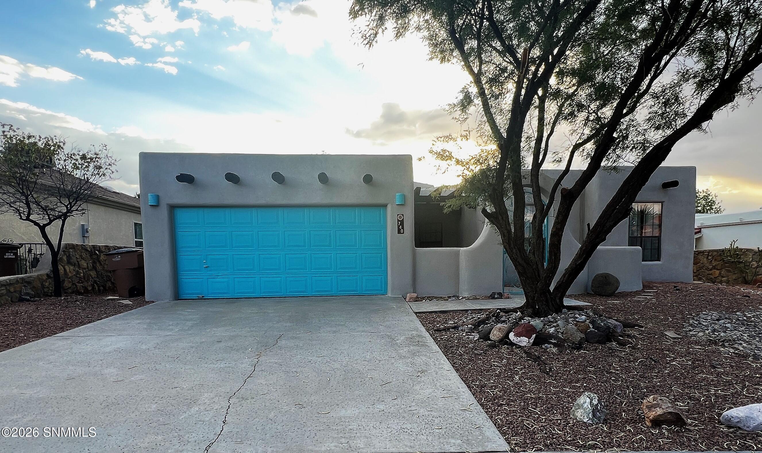 740 Canyon Point Road Las Cruces, NM 88011 - Photo 1 of 12 740 Canyon Point