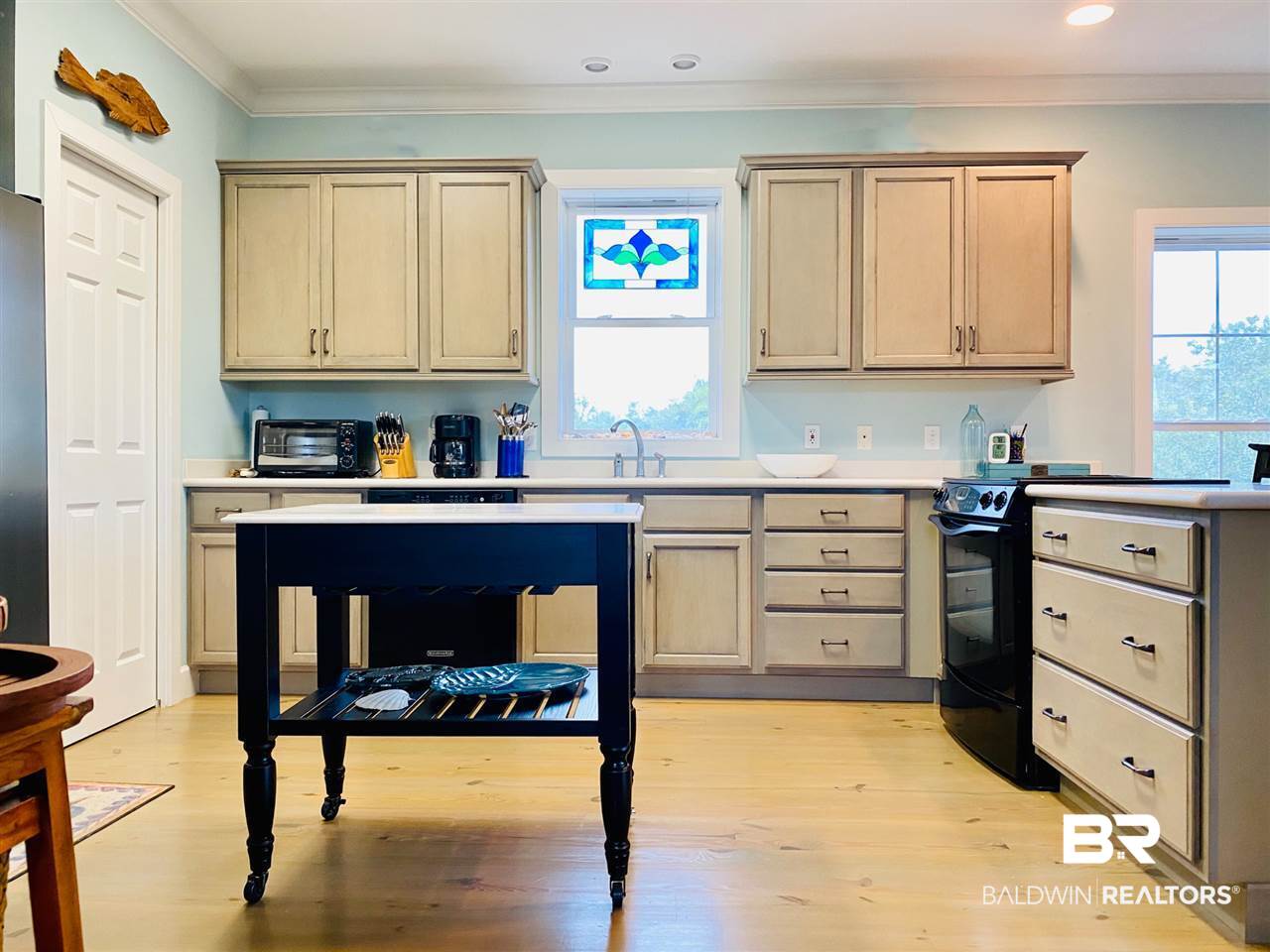 3971 Oleander Court Orange Beach, AL 36561 - Photo 4 of 31 Kitchen