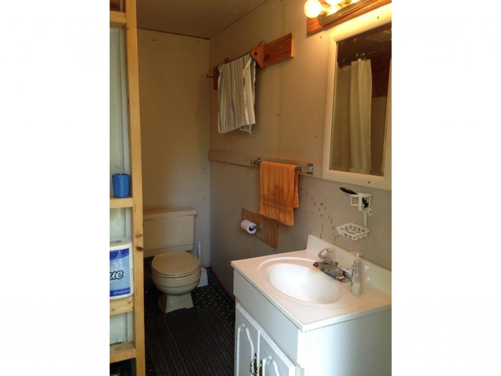 6013 River Road Troy, VT 05859 - Photo 6 of 18