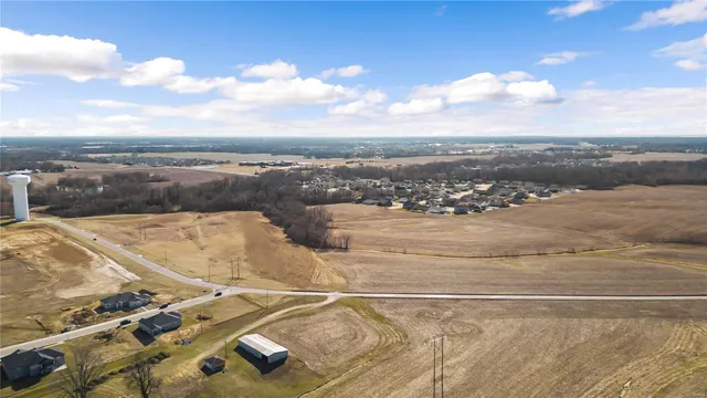 $2,000,000 | 1240 Pausch Road, O'Fallon, IL 62269