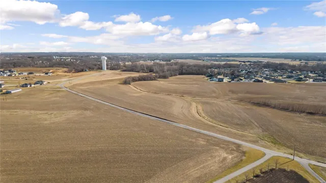 $2,000,000 | 1240 Pausch Road, O'Fallon, IL 62269