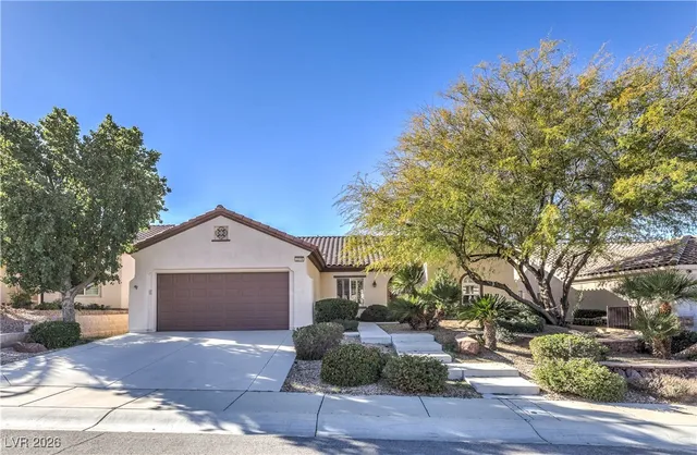 $2,400 | 2219 Bannerwood Street, Henderson, NV 89044