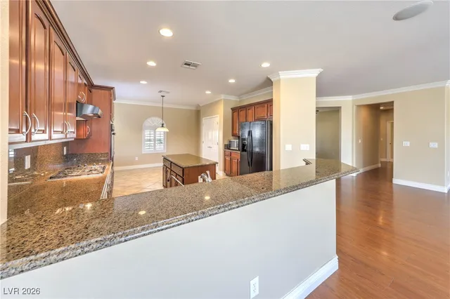 $2,400 | 2219 Bannerwood Street, Henderson, NV 89044