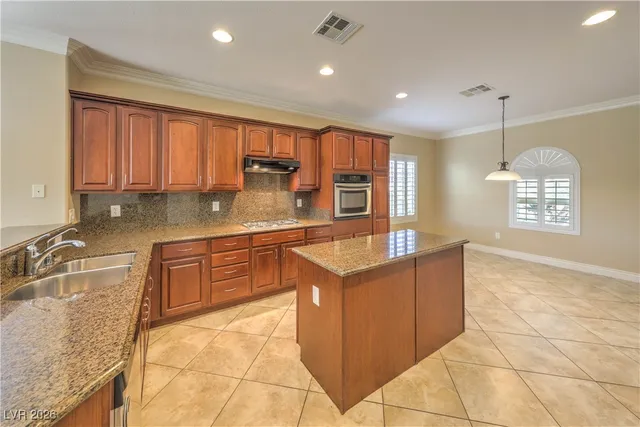 $2,400 | 2219 Bannerwood Street, Henderson, NV 89044