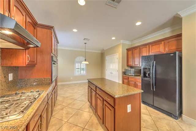 $2,400 | 2219 Bannerwood Street, Henderson, NV 89044