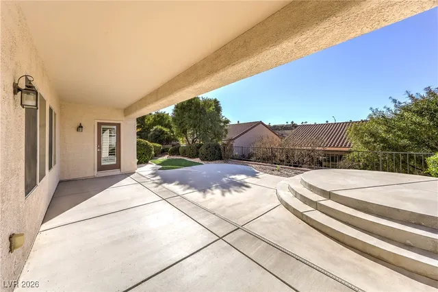 $2,400 | 2219 Bannerwood Street, Henderson, NV 89044