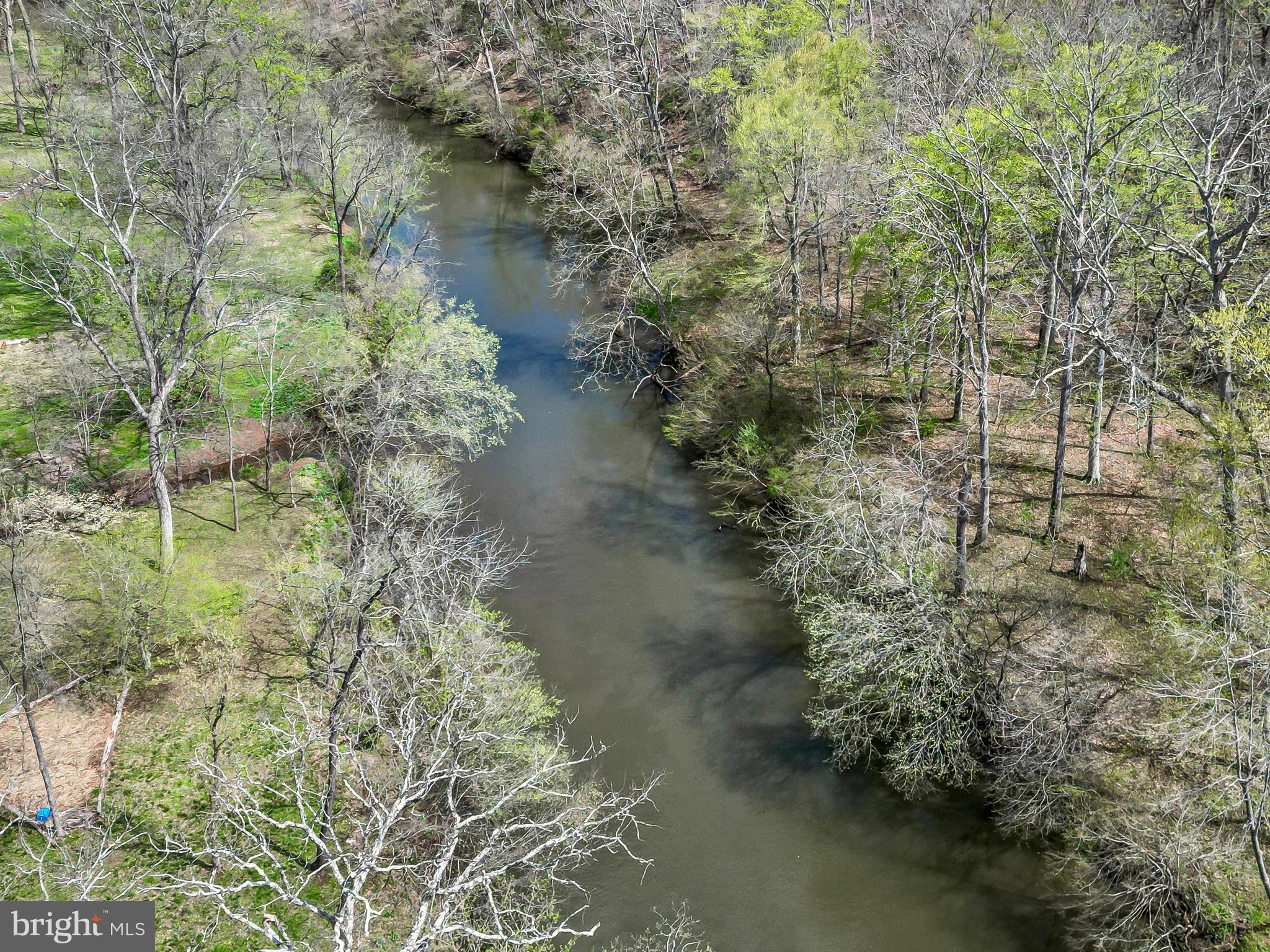 7809 Lake Drive Manassas, VA 20111 - Photo 2 of 44