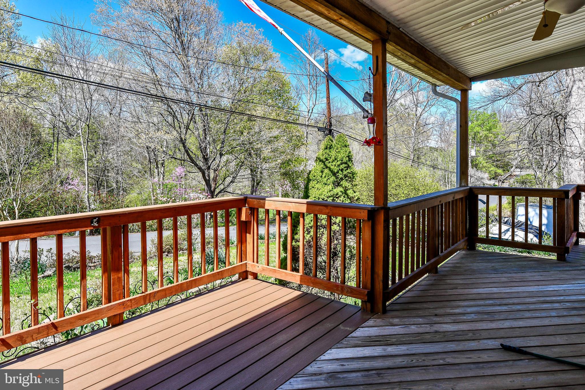7809 Lake Drive Manassas, VA 20111 - Photo 8 of 44 a view of balcony with wooden floor