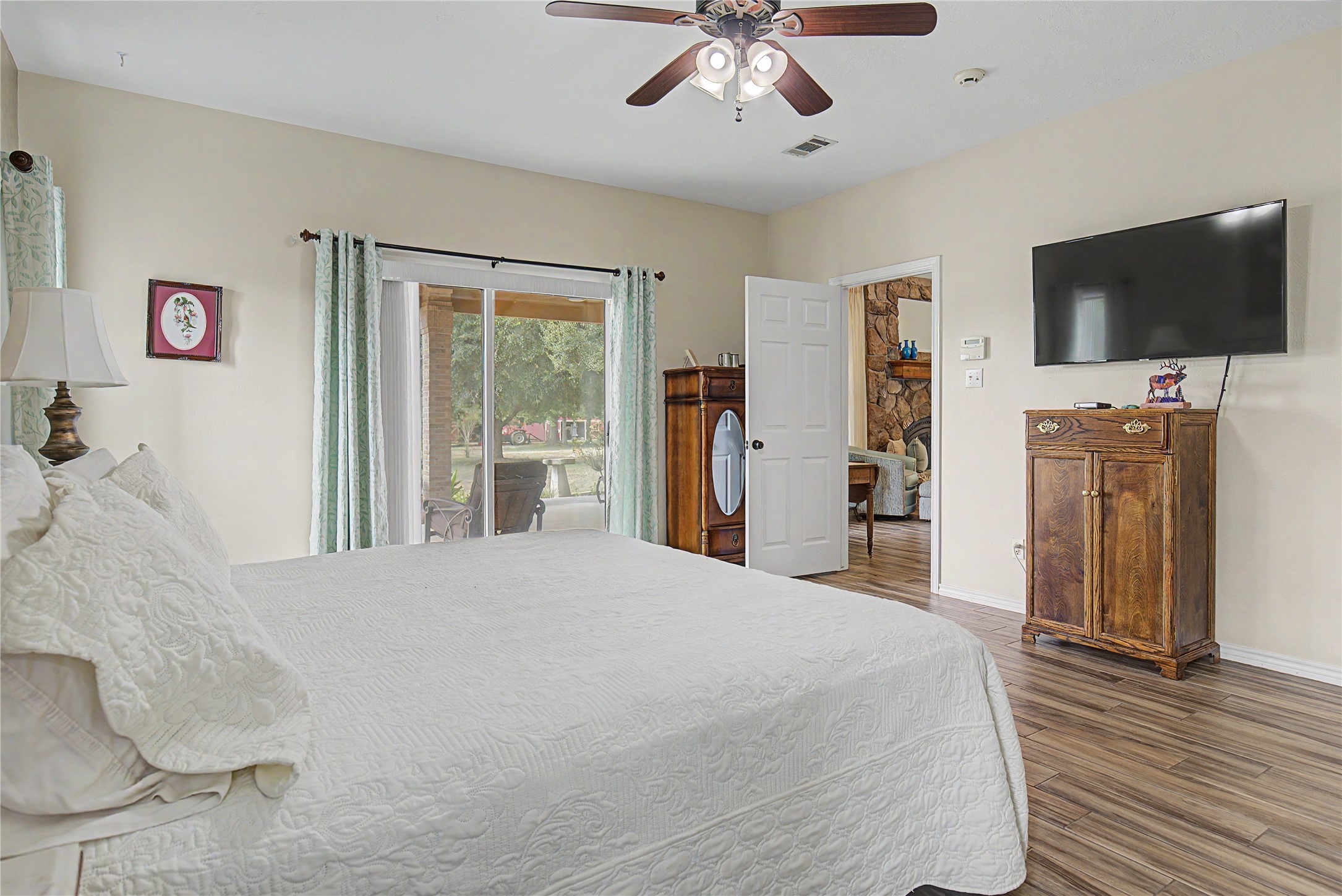8988 County Line Road Willis, TX 77378 - Photo 13 of 42 Gallery Image 13