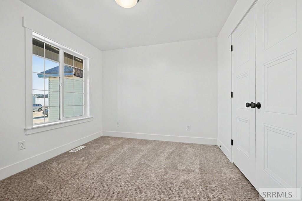 3132 Elixir Road Ammon, ID 83406 - Photo 8 of 14