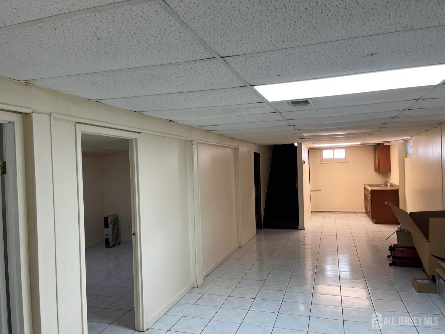 10 Travers Avenue Edison, NJ 08817 - Photo 7 of 10