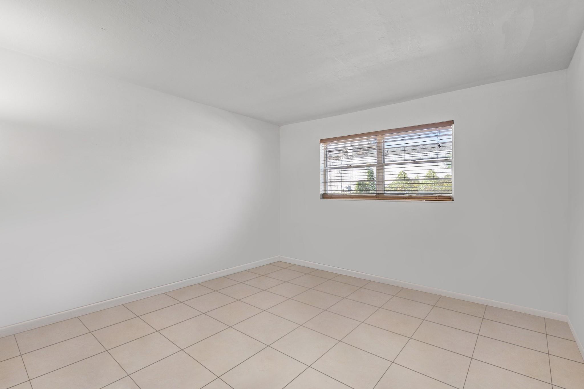 9375 Southwest 40th Terrace, Unit 107 Miami, FL 33165 - Photo 14 of 18 Photo 14