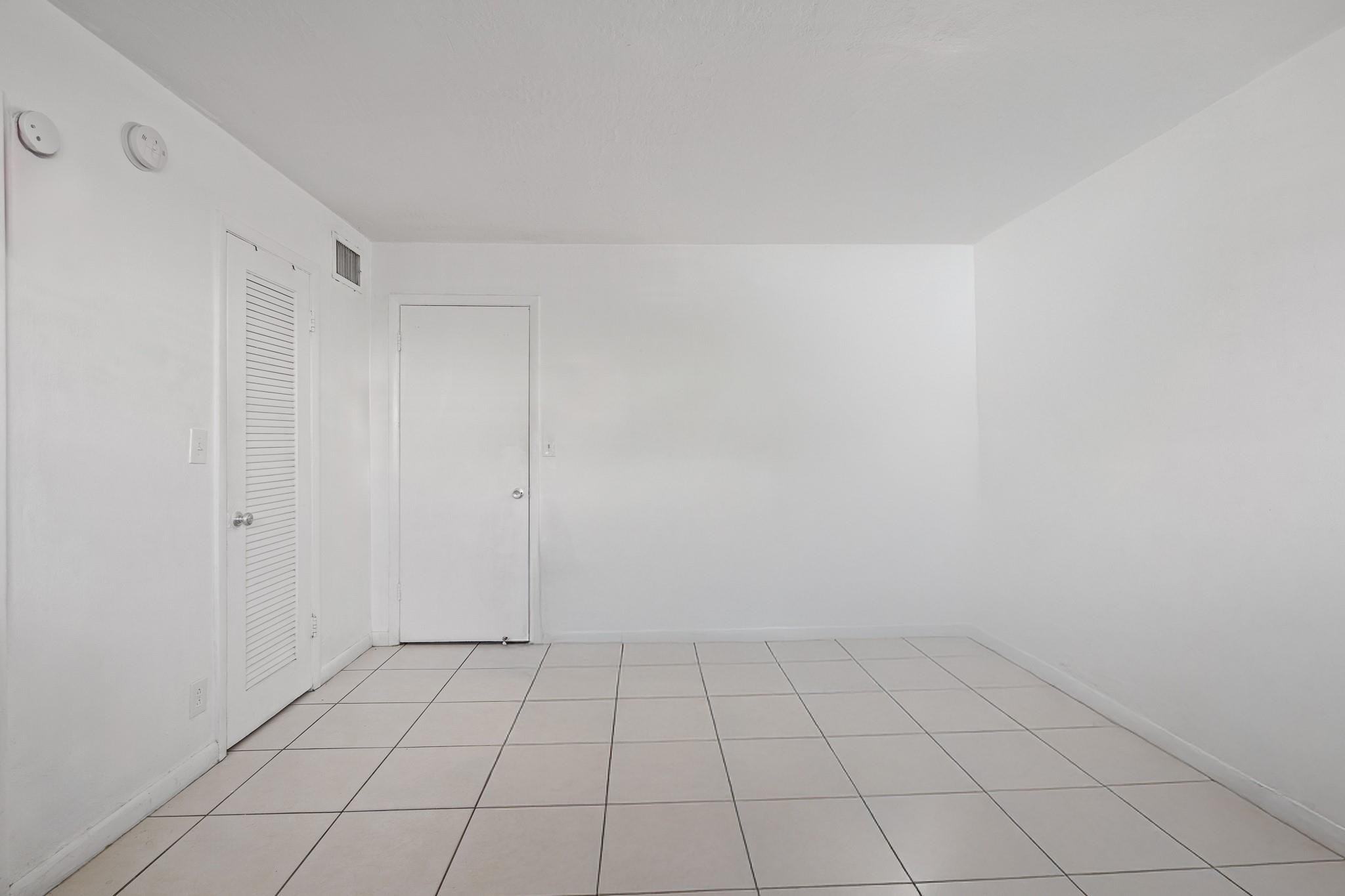 9375 Southwest 40th Terrace, Unit 107 Miami, FL 33165 - Photo 15 of 18 Photo 15