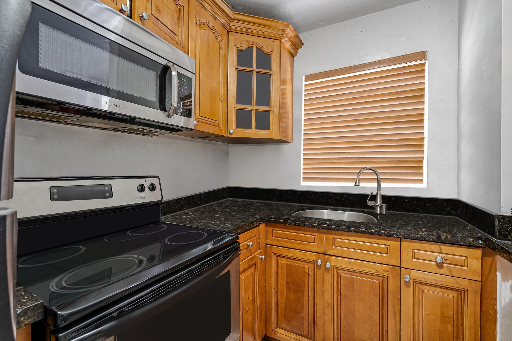 9375 Southwest 40th Terrace, Unit 107 Miami, FL 33165 - Photo 8 of 18 Photo 8