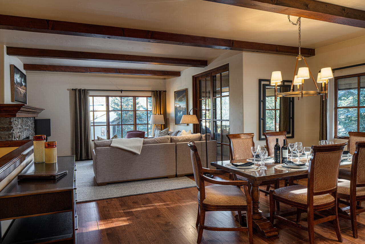 680 Sun Valley Rd Unit 1A  