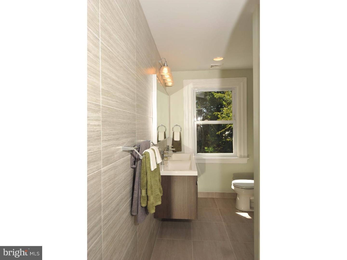 302 Davis Road Havertown, PA 19083 - Photo 22 of 25 Bathroom