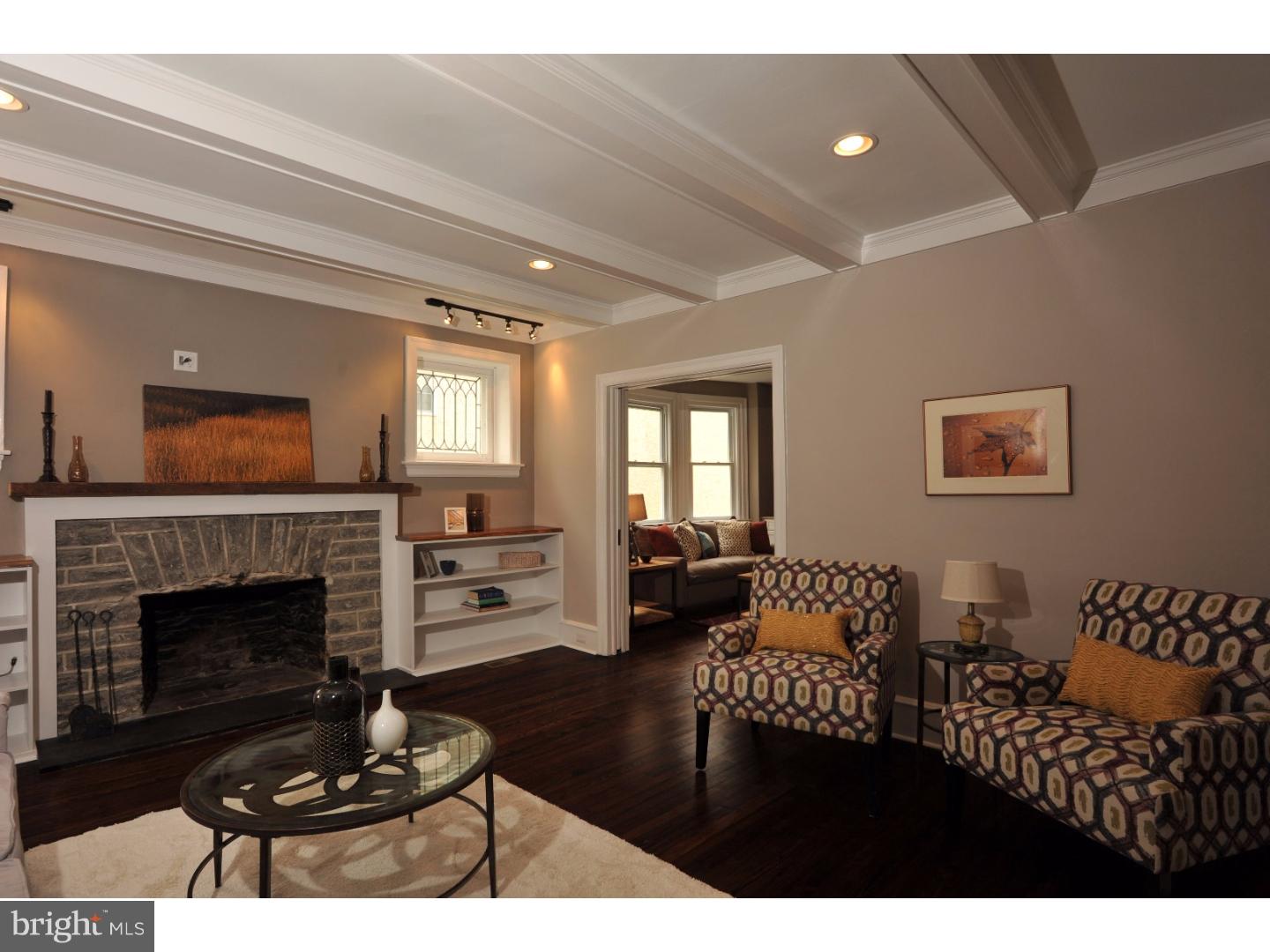 302 Davis Road Havertown, PA 19083 - Photo 4 of 25 Living Room