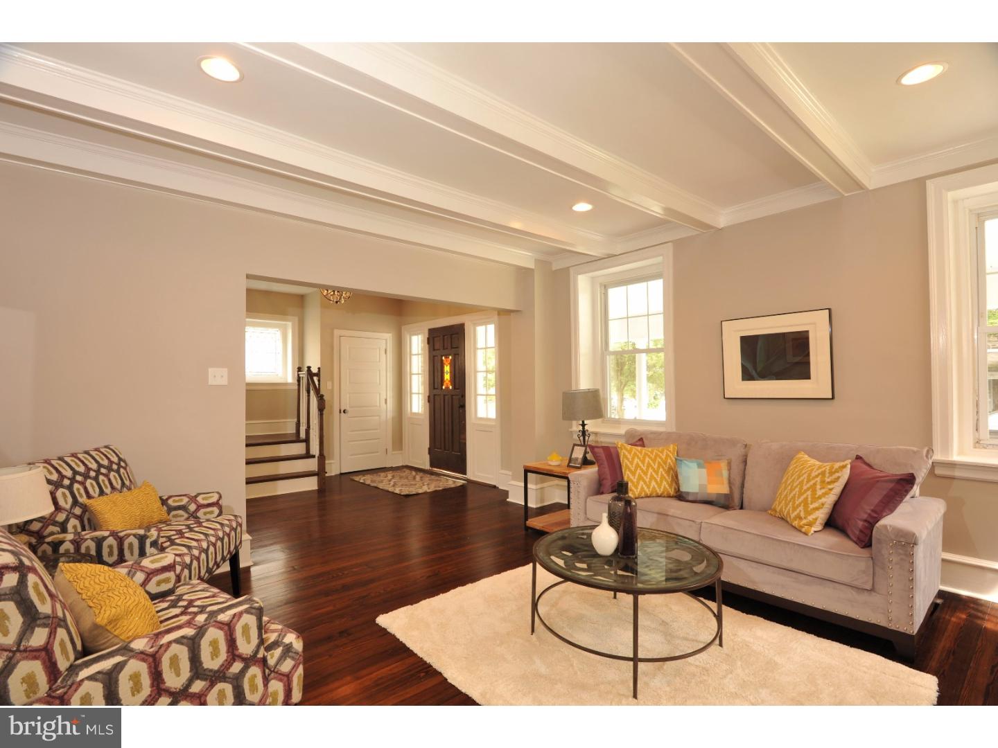 302 Davis Road Havertown, PA 19083 - Photo 6 of 25 Living Room