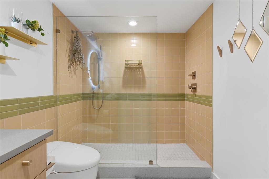 4859 Cedar Springs Road, Unit 244 Dallas, TX 75219 - Photo 19 of 21