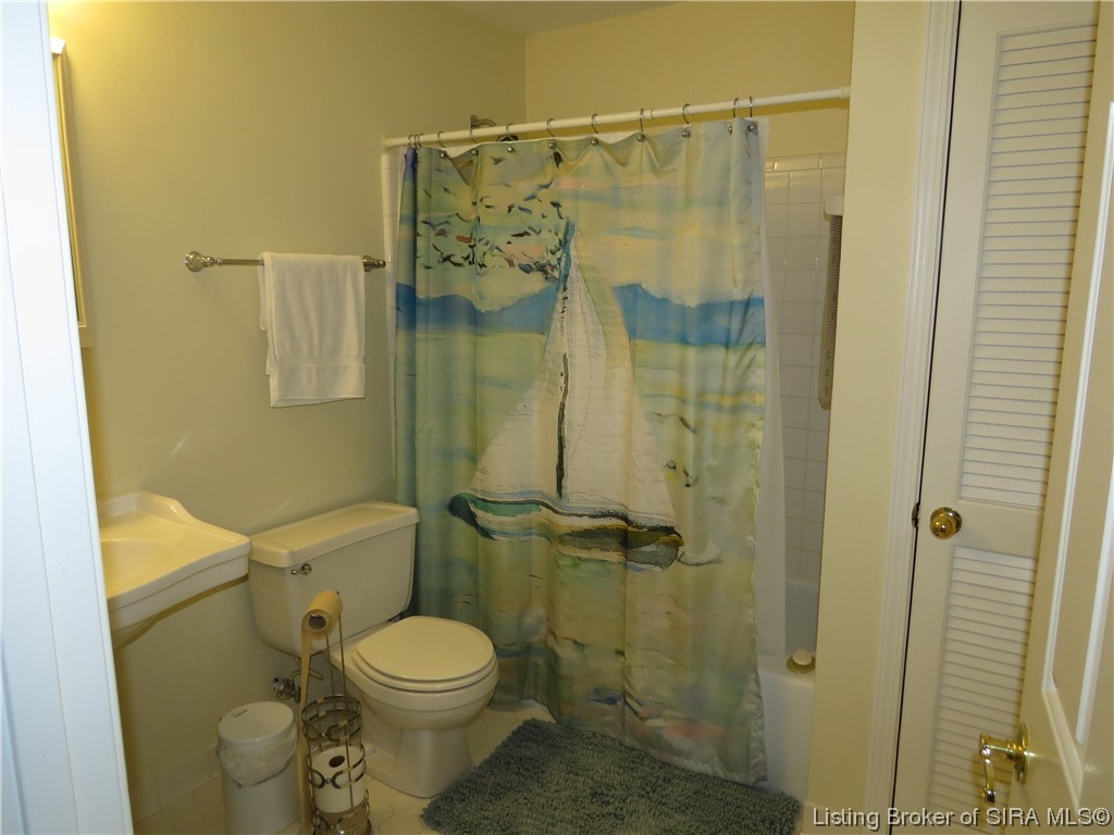 2900 Middle Road, Unit 28 Jeffersonville, IN 47130 - Photo 20 of 25 Gallery Image 20