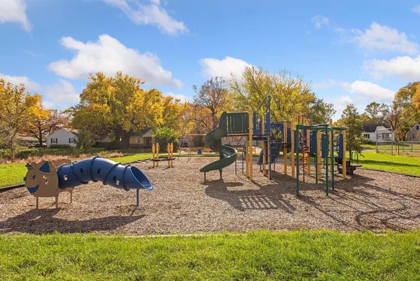 $665,000 | 5101 56th Avenue North, Crystal, MN 55429