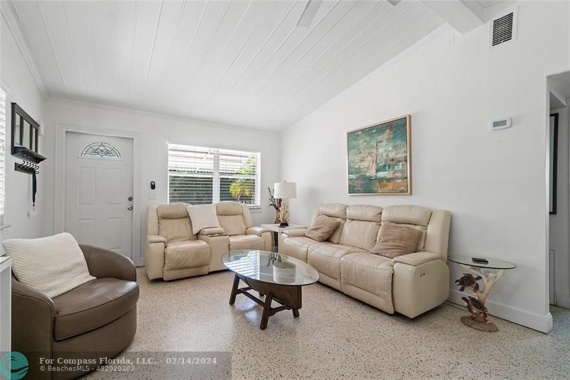 321 Forsyth Street Boca Raton, FL 33487 - Photo 3 of 22 a living room with furniture and a window