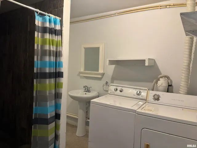 $52,000 | 111 East South Street, Ipava, IL 61441