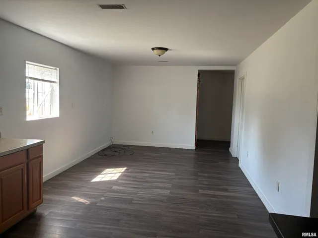 $52,000 | 111 East South Street, Ipava, IL 61441