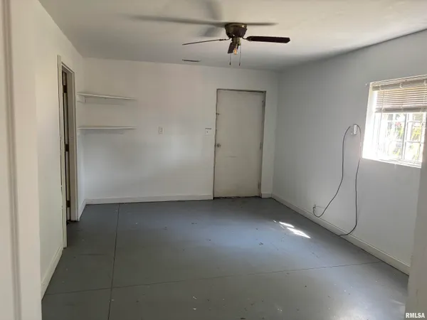 $45,000 | 111 East South Street, Ipava, IL 61441