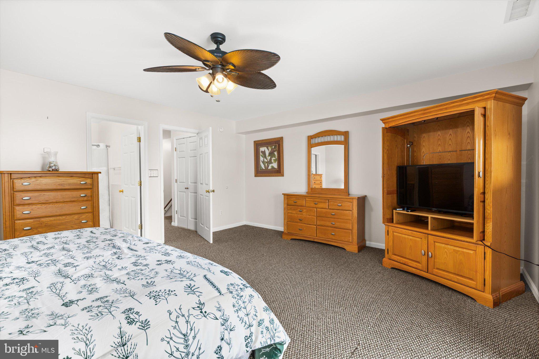 8901 Rusty Anchor Road, Unit C Ocean City, MD 21842 - Photo 32 of 56 Gallery Image 32