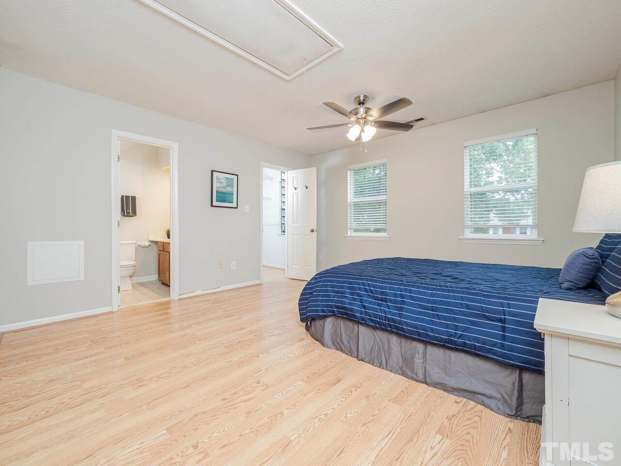 5403 Pine Top Circle Raleigh, NC 27612 - Photo 13 of 26 Gallery Image 13