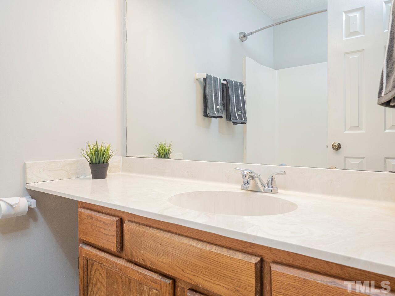 5403 Pine Top Circle Raleigh, NC 27612 - Photo 14 of 26 Gallery Image 14