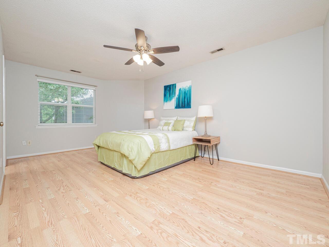 5403 Pine Top Circle Raleigh, NC 27612 - Photo 16 of 26 Gallery Image 16