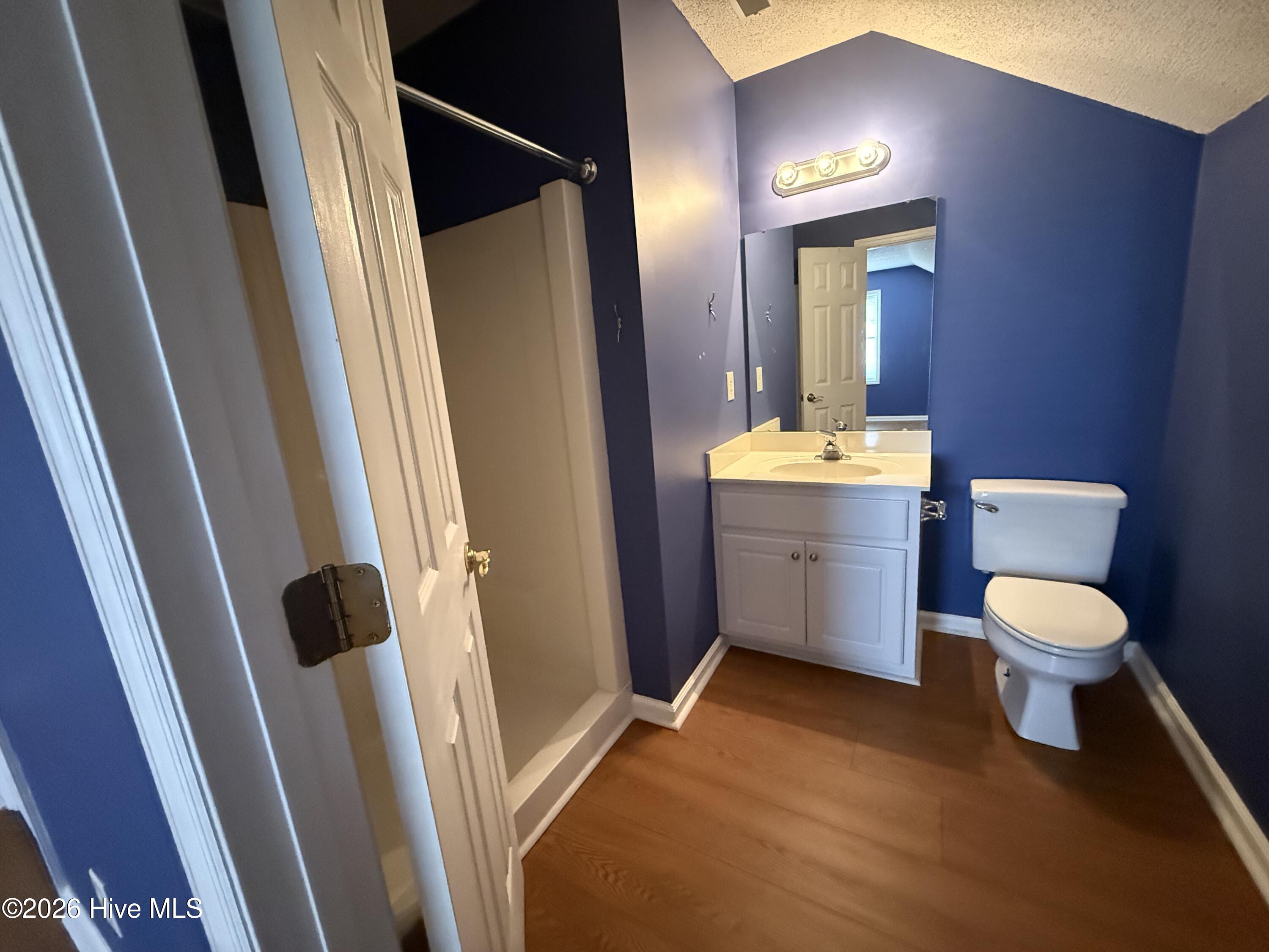 104 Boleyn Loop New Bern, NC 28562 - Photo 15 of 18 Bonus Bath