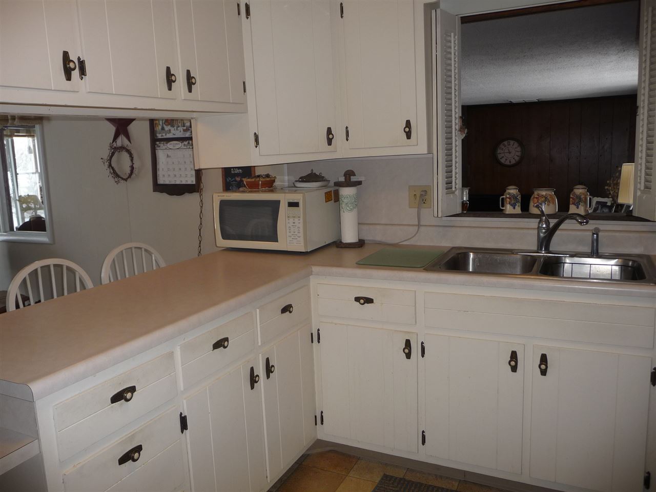 6119 Hartzell Road Fort Wayne, IN 46816 - Photo 9 of 20