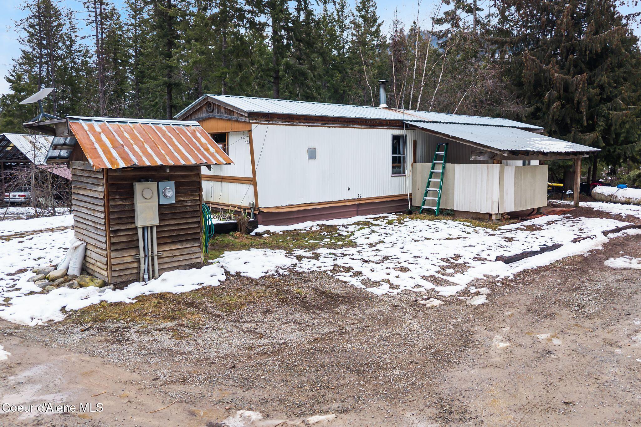 582 Mountain View Road Clark Fork, ID 83811 - Photo 21 of 30 Two Entrances into Home