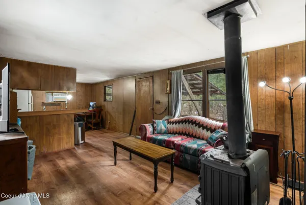 $379,900 | 582 Mountain View Road, Clark Fork, ID 83811