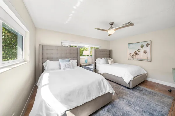 $8,000 | 4804-4806 Northeast 21st Avenue, Fort Lauderdale, FL 33308
