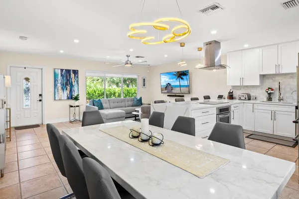 $8,000 | 4804-4806 Northeast 21st Avenue, Fort Lauderdale, FL 33308