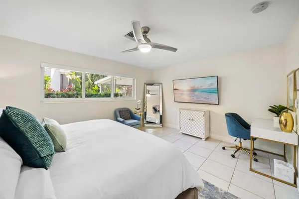 $8,000 | 4804-4806 Northeast 21st Avenue, Fort Lauderdale, FL 33308